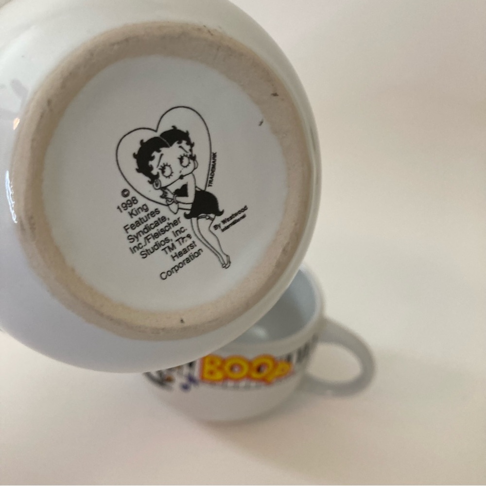 VINTAGE | 1998 BETTY BOOP CARTOON TEA-4-ONE 18 OZ POT & MUG SET Pink Top - Picture 9 of 10